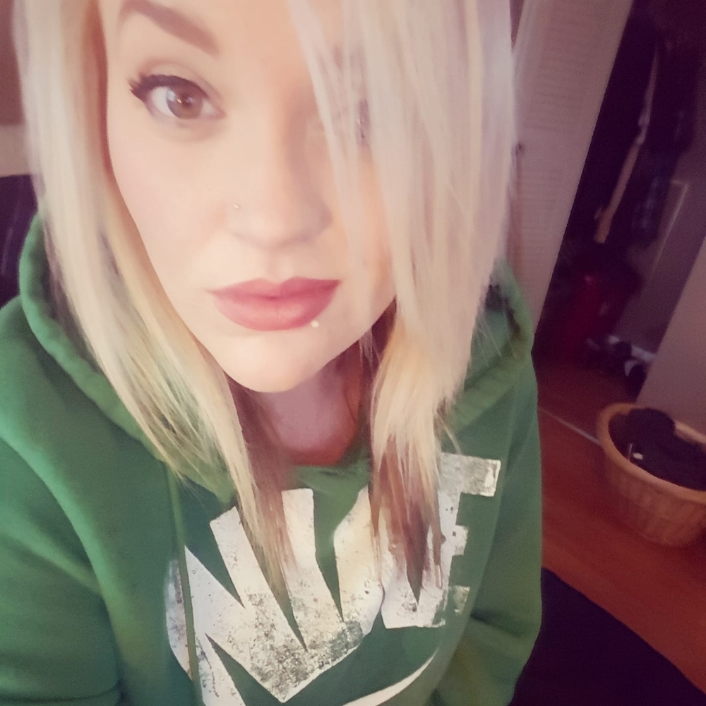 Meet your Posher, Jade